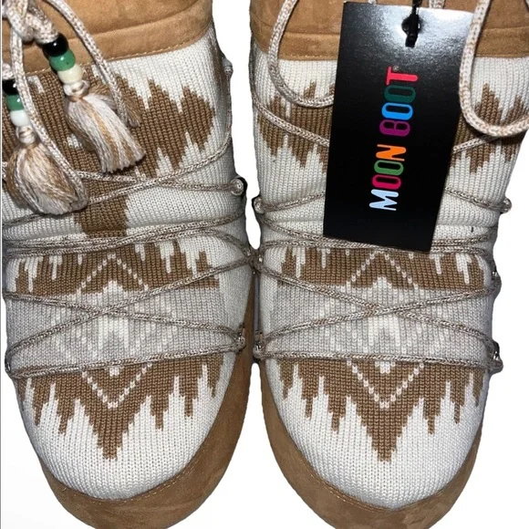 ALANUI X MOON BOOT Icon boots knit tan cream EU 38 US 7-8 sweater boho bead NEW - Picture 6 of 16